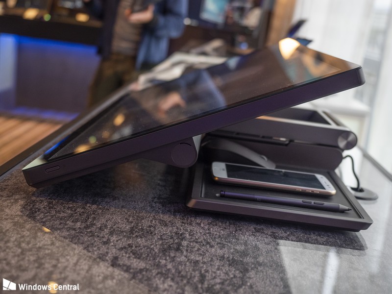 lenovo-yoga-a940-ces-2019-2.jpg
