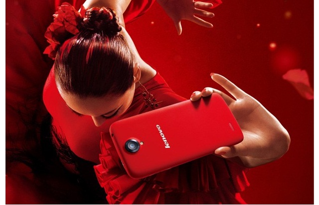 Lenovo S820 — Android-смартфон для женщин с 4.7-дюймовым дисплеем