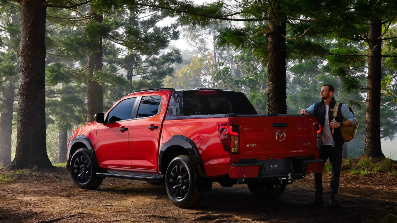 Оновлений Mazda BT-50 передній вигляд