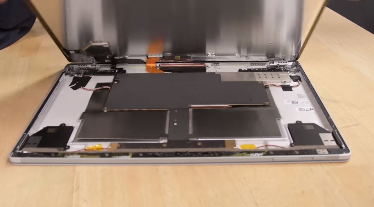 ms-surface-book-2-ifixit-teardown-2.jpg