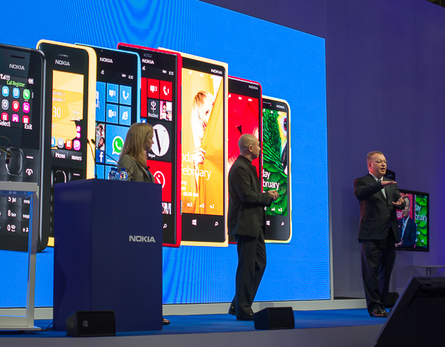 Стенд Nokia на MWC 2013 своими глазами