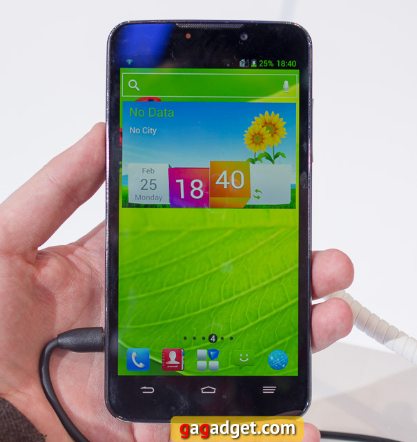 Стенд ZTE на MWC 2013 своими глазами-11