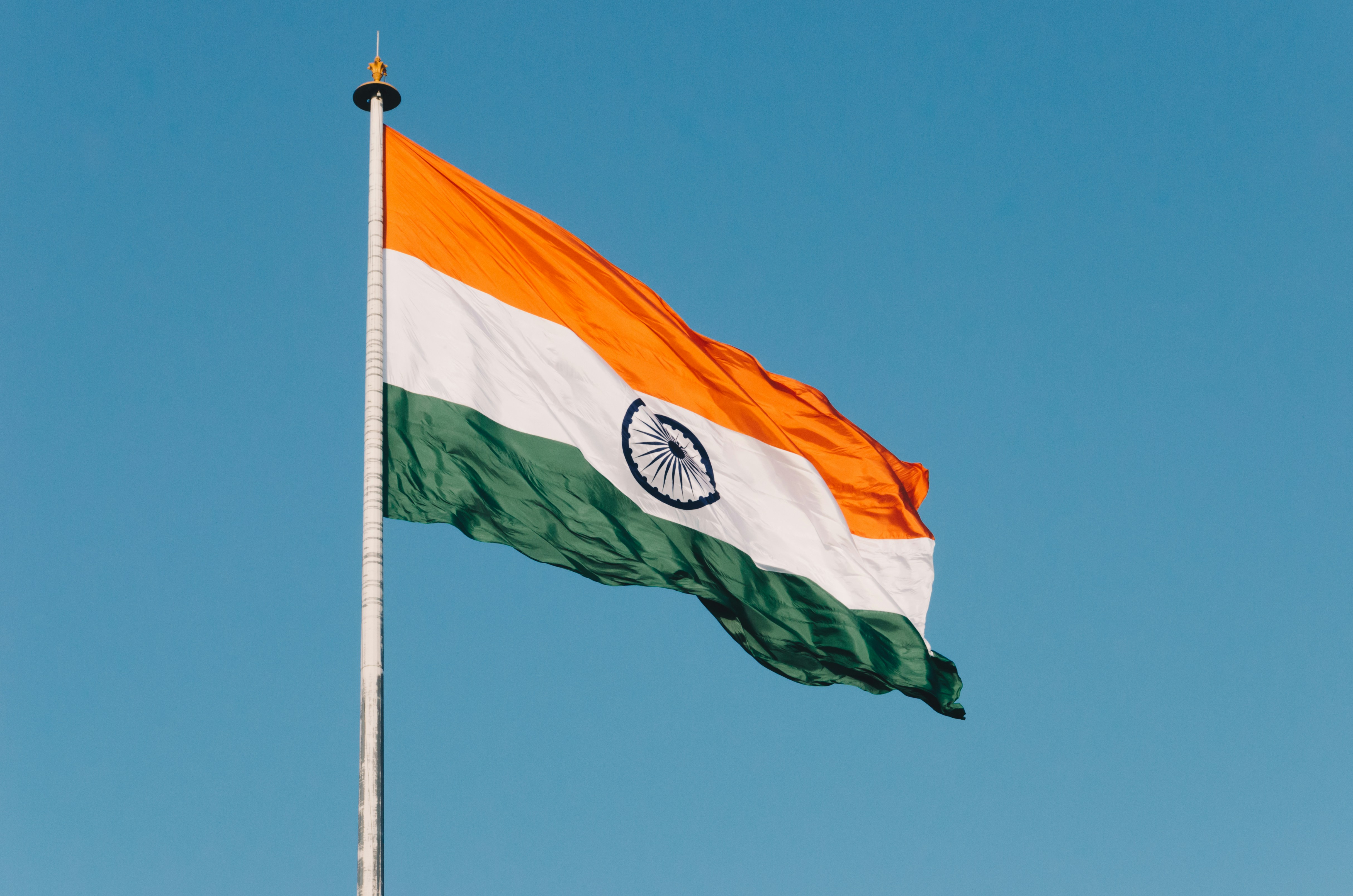 Advisers to India's prime minister have called for strict regulation of AI over fears of "mass schizophrenia"