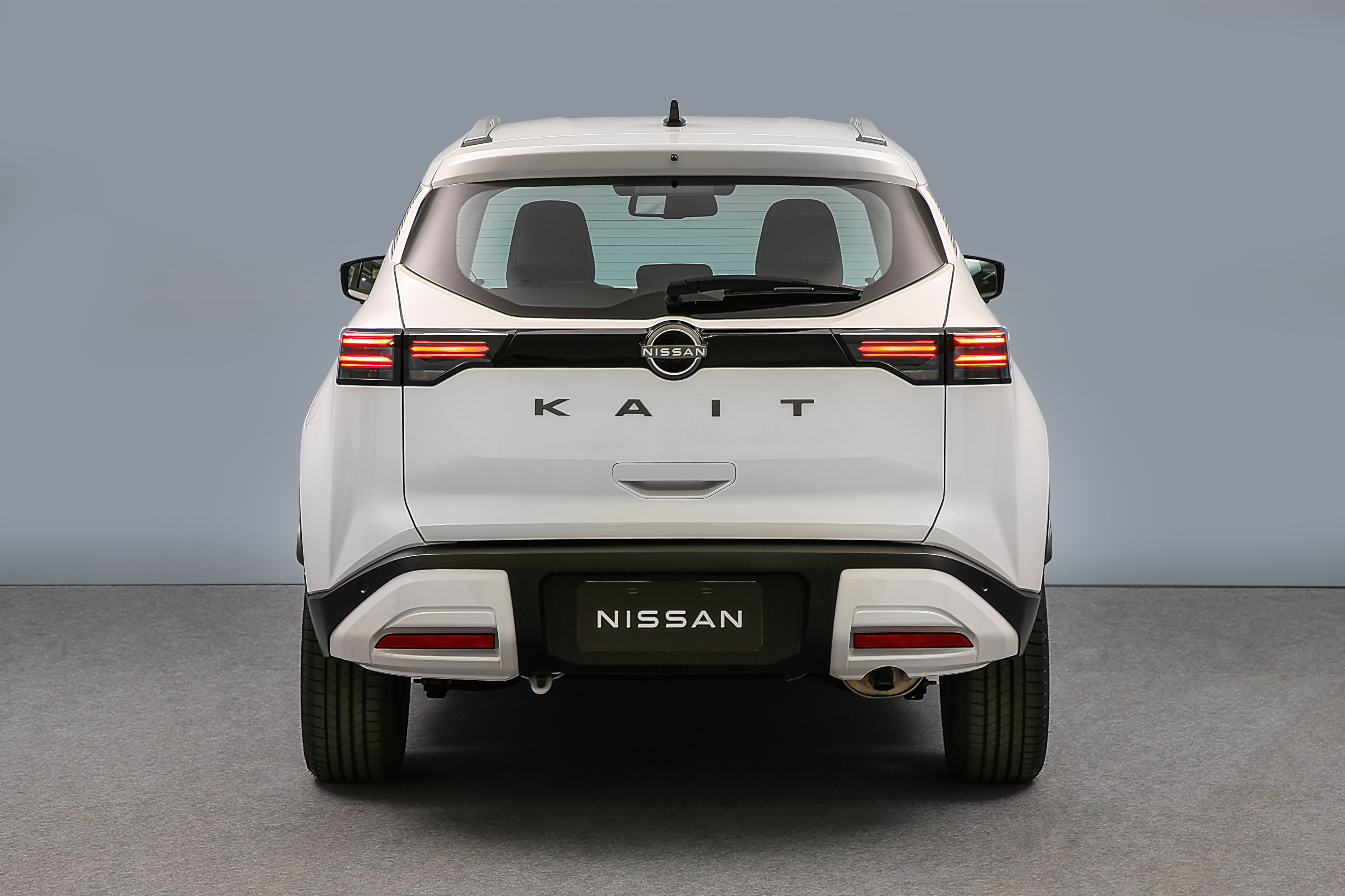 Задня частина Nissan Kait
