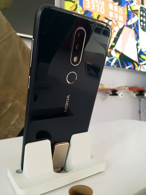 nokia-x-x6-china-3.jpg