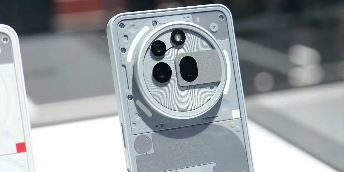 Nothing Phone 3a Pro на MWC 2025