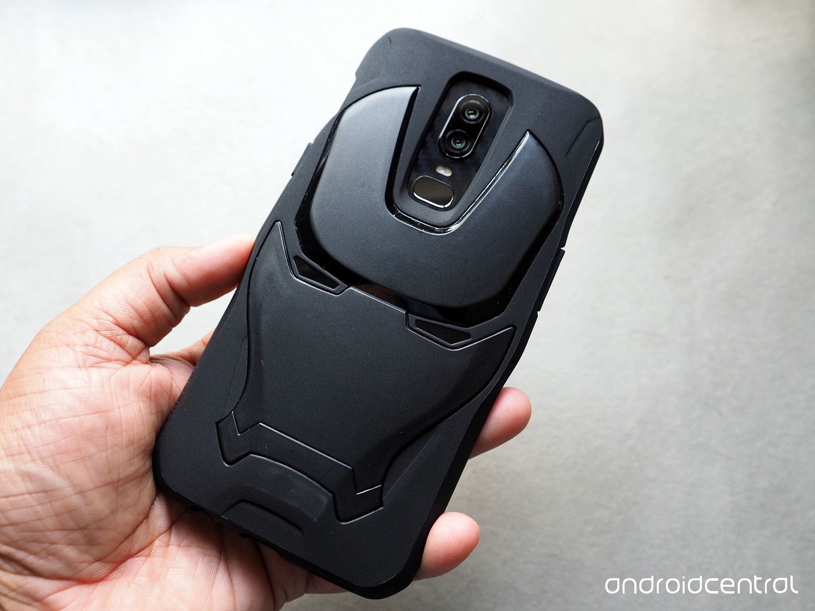 oneplus-6-avengers-iron-man.jpg