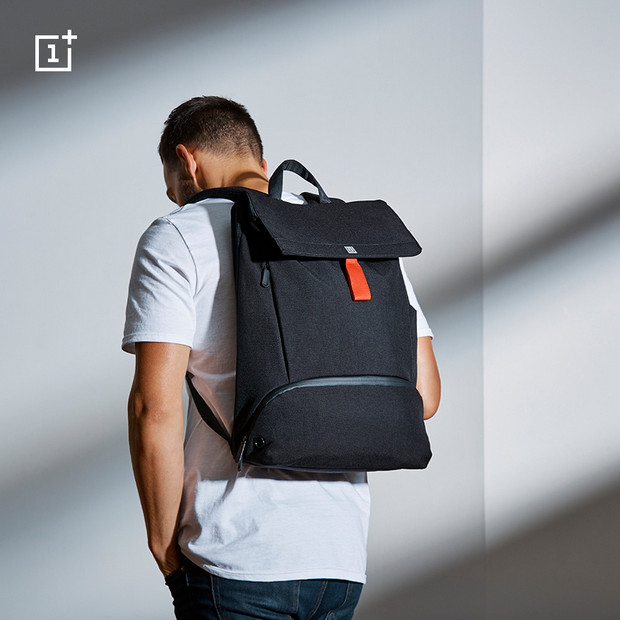 oneplus-explorer-backpack-5.jpg