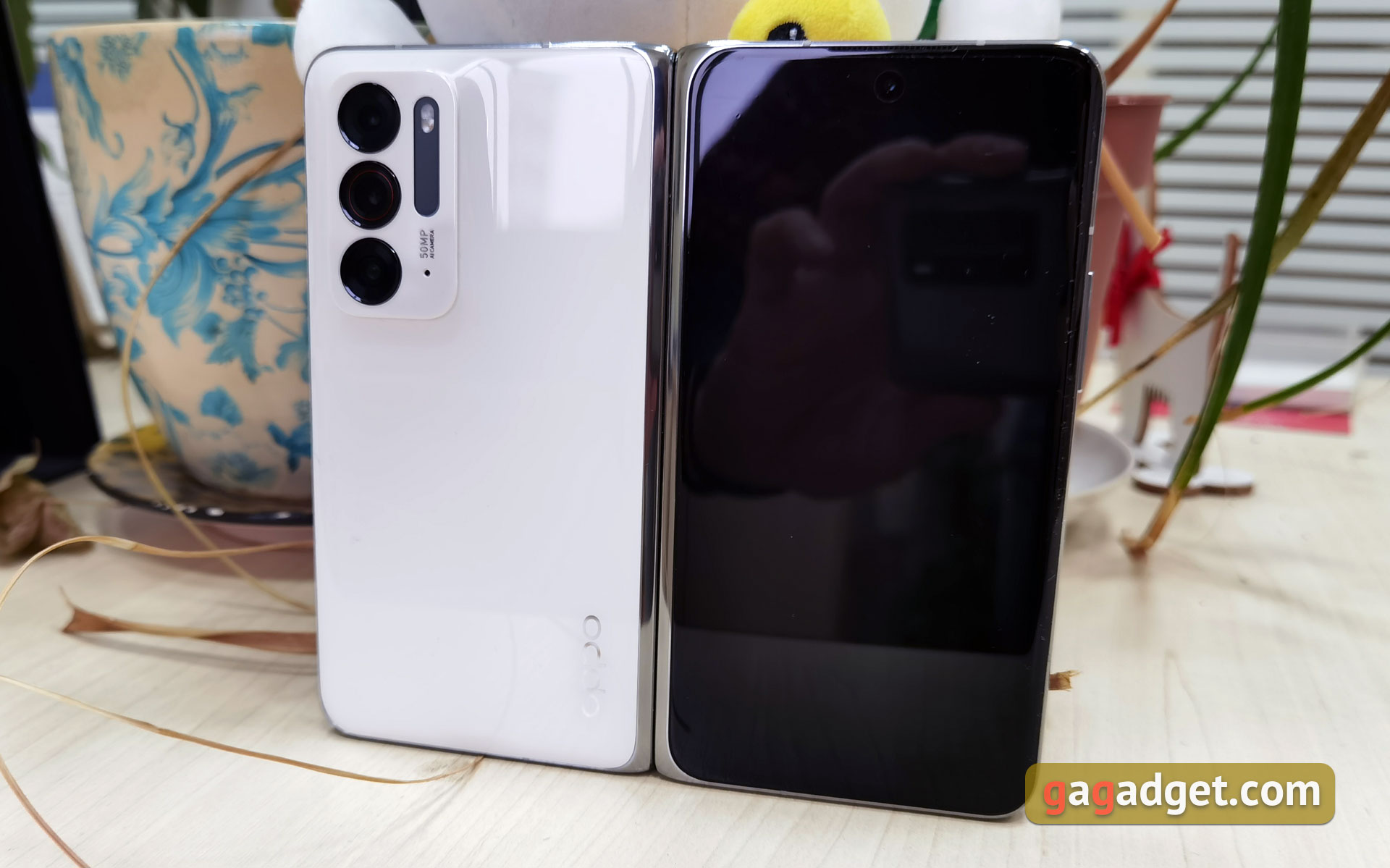 Обзор OPPO Find N: складной смартфон-книжка с экраном без складки-19
