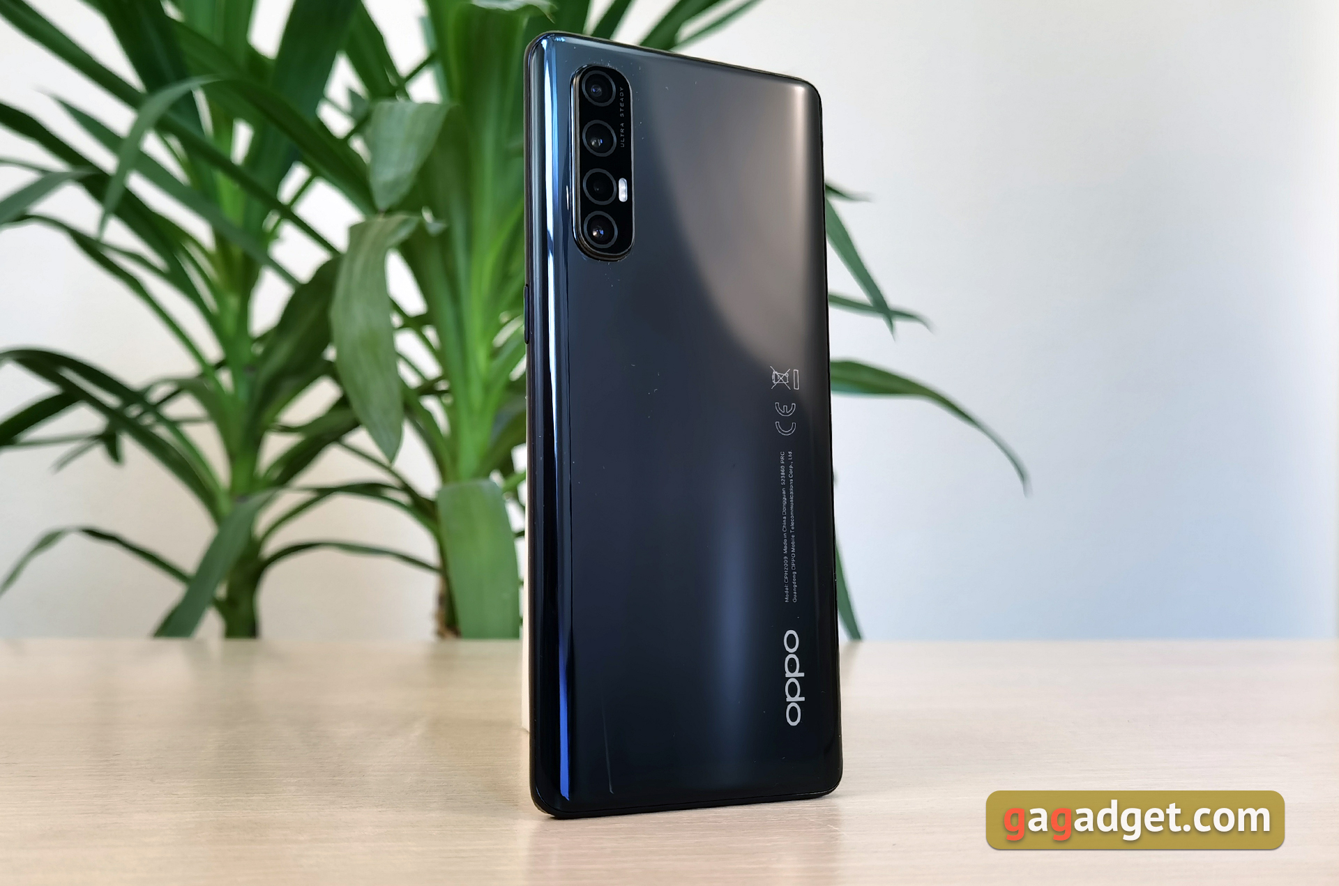 Обзор OPPO Reno3 Pro: успешно имитируя флагман-15