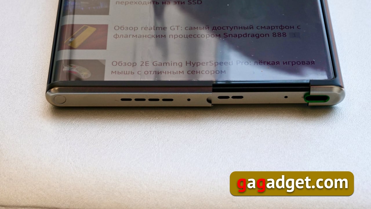 Comment OPPO a réinventé le facteur de forme des smartphones avec un écran flexible (exemples tirés du prototype OPPO X 2021)-27