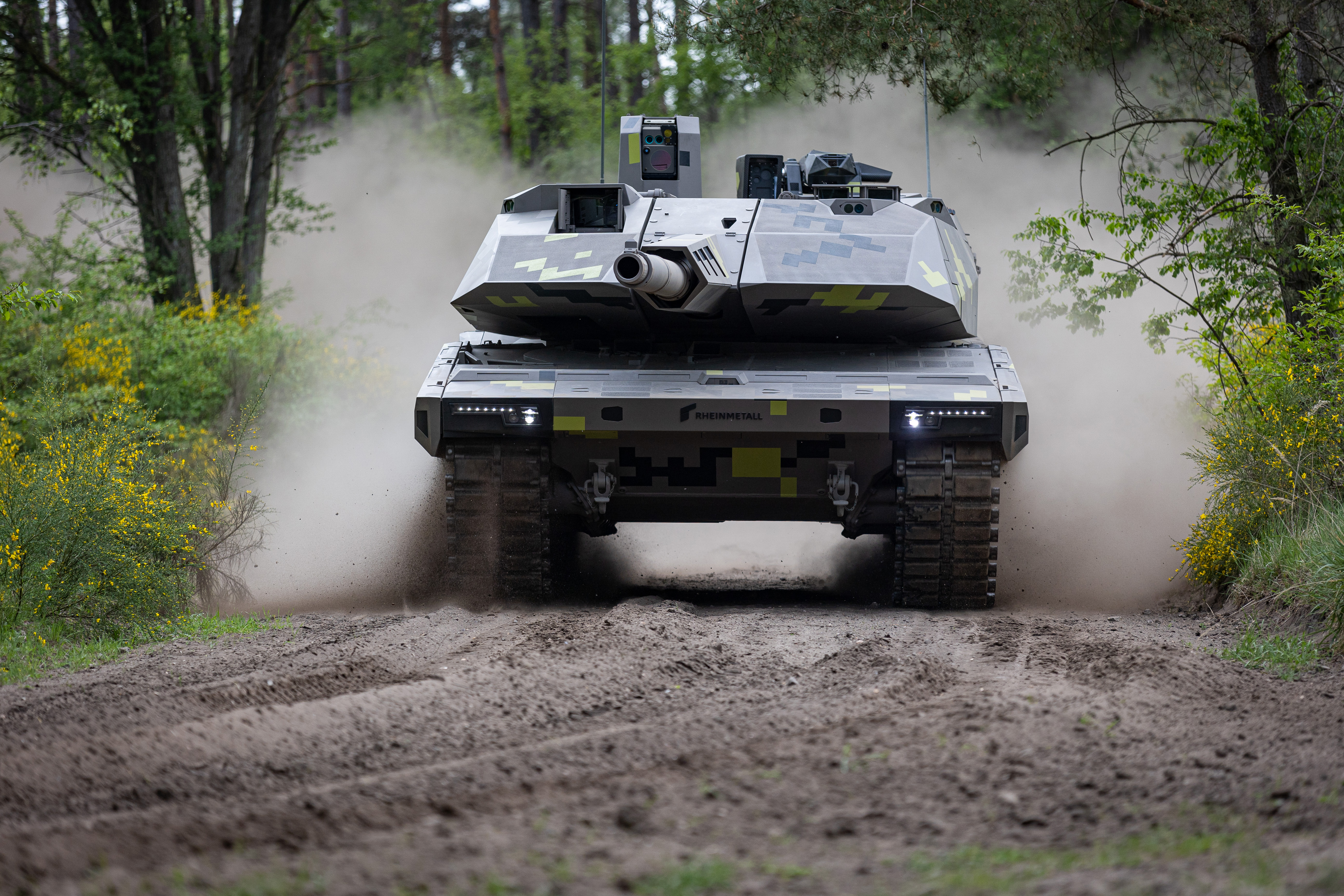 Танк Panther KF51