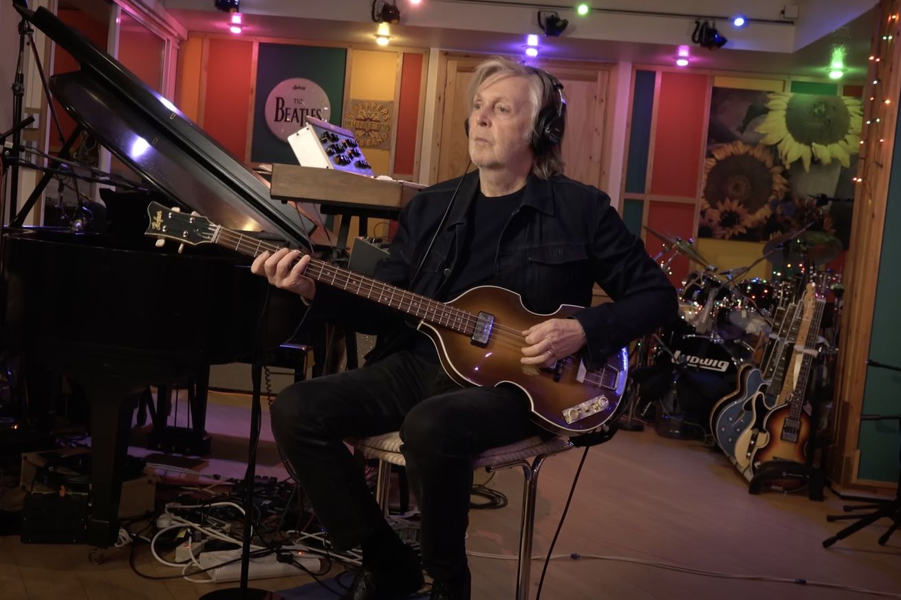 The Beatles випустили пісню "Now and Then" з голосом Джона Леннона, відновленим ШІ