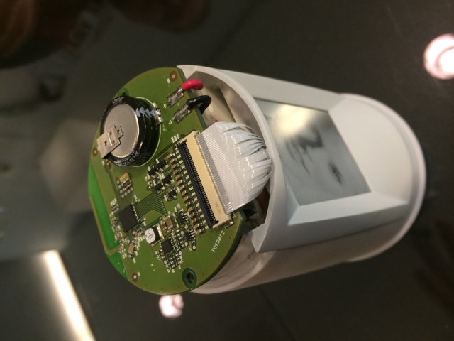 Чашка для кофе с e-ink дисплеем и выходом в интернет Paulig Muki-2