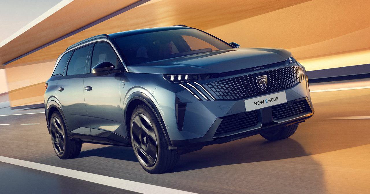 Peugeot E-5008 - електричний кросовер