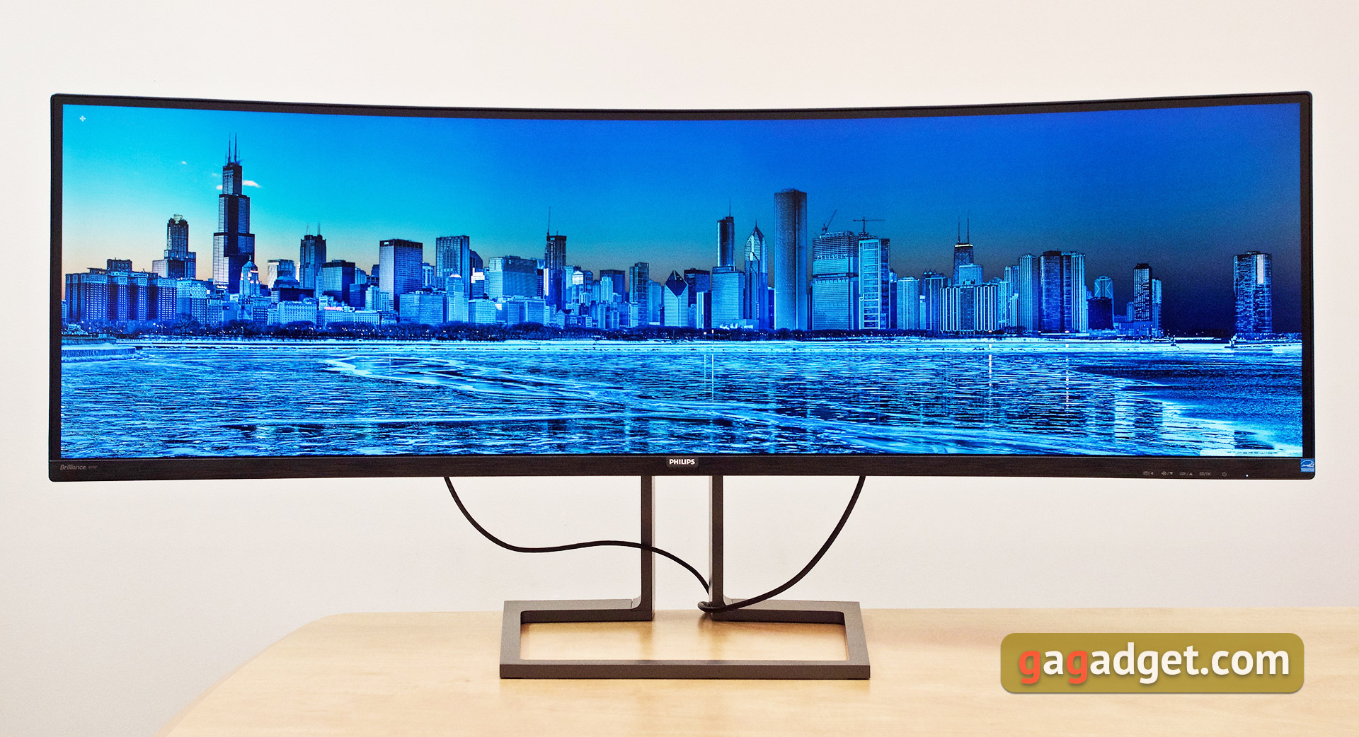 Огляд Philips Brilliance 499P9H: 49-дюймовий монітор-авіаносець-2
