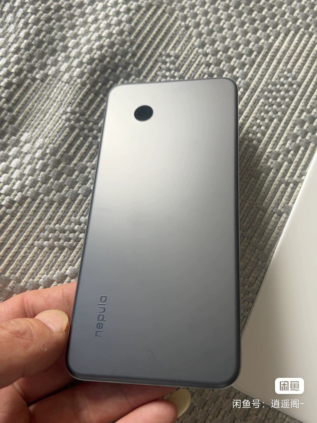 Фото задней панели модели смартфона Xiaomi