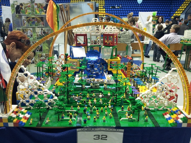 Попадание в робо-сказку: фоторепортаж с фестиваля робототехники «Robotica 2013»-13