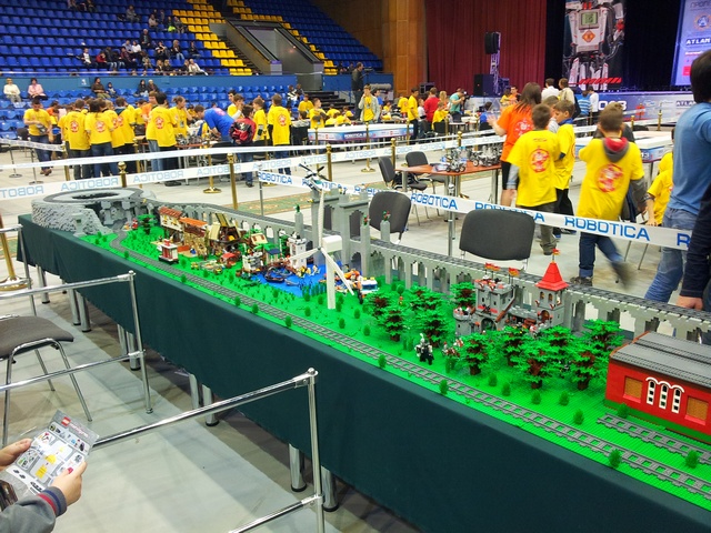 Попадание в робо-сказку: фоторепортаж с фестиваля робототехники «Robotica 2013»-20