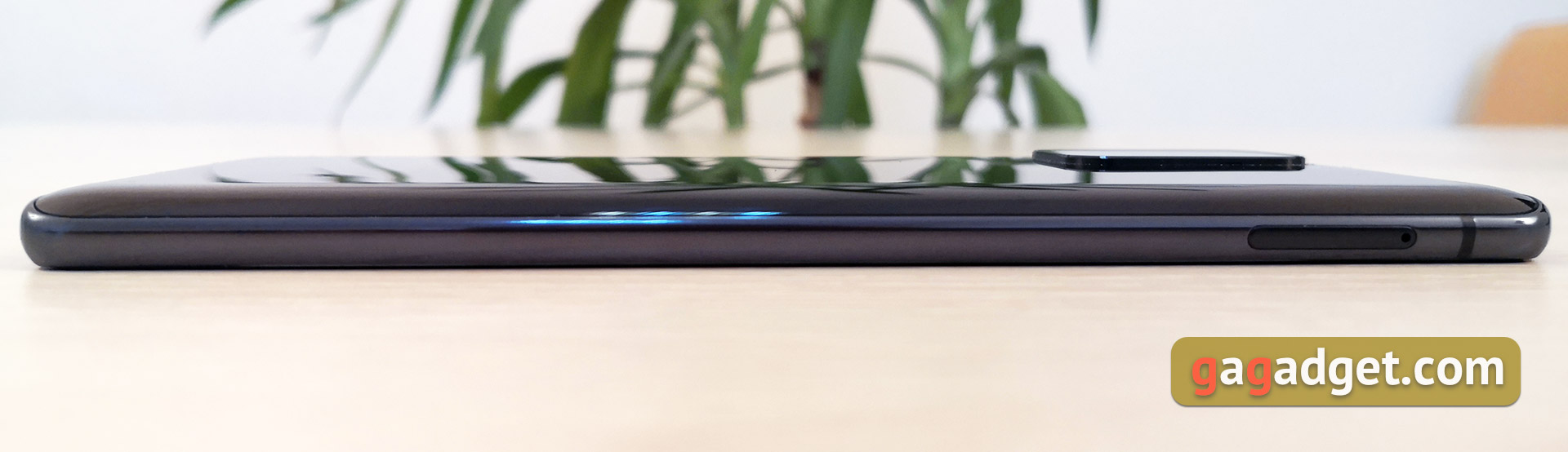 Огляд Samsung Galaxy S10 Lite: флагман на мінімалках-6
