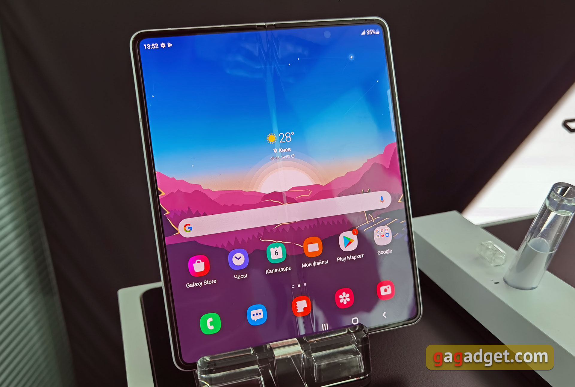 Samsung Galaxy Z Fold3, Galaxy Z Flip3 і інші новинки Galaxy Unpacked дві тисячі двадцять одна своїми очима-2