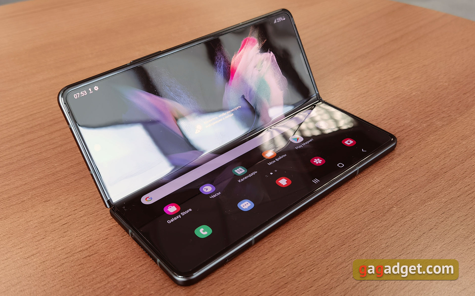 Samsung Galaxy Z Fold3, Galaxy Z Flip3 і інші новинки Galaxy Unpacked дві тисячі двадцять одна своїми очима-31