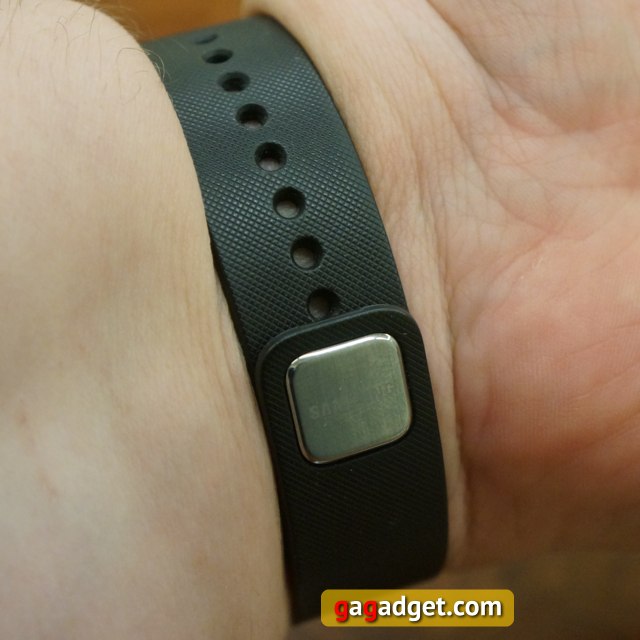 Часы и браслет: обзор линейки Samsung Gear второго поколения-21