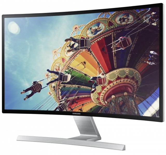 Изогнутый 27-дюймовый монитор Samsung S27D590C за 410 евро