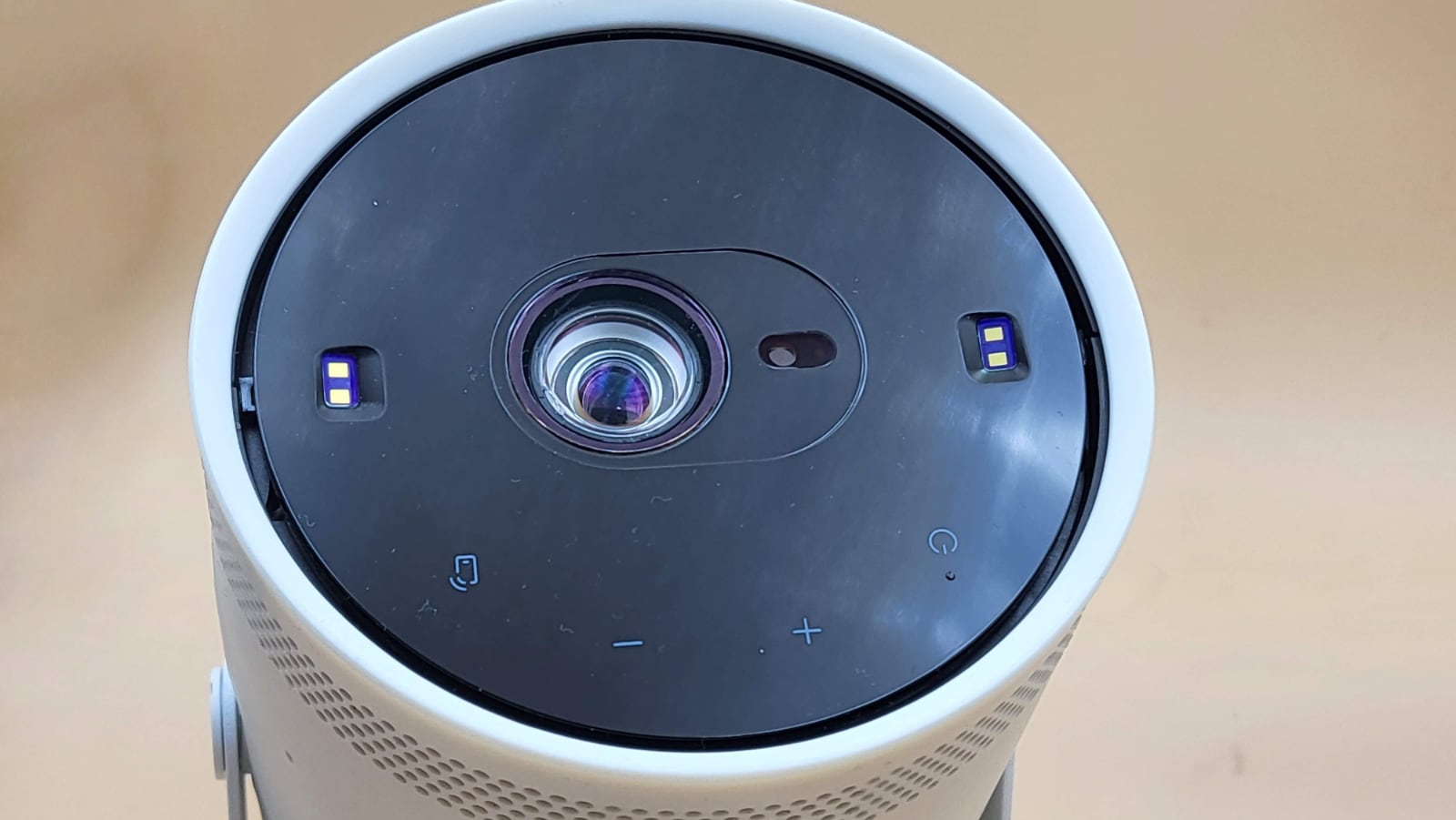 Больше, чем просто портативный проектор: 6 профессий Samsung The Freestyle-10