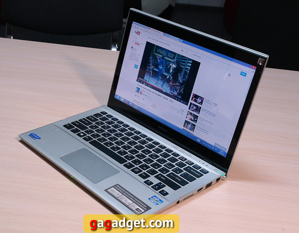 Обзор ноутбука с сенсорным экраном Sony Vaio T13 Touch (SVT1312X1RS)-10
