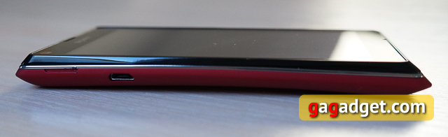 Обзор смартфона Sony Xperia L (C2105)-5
