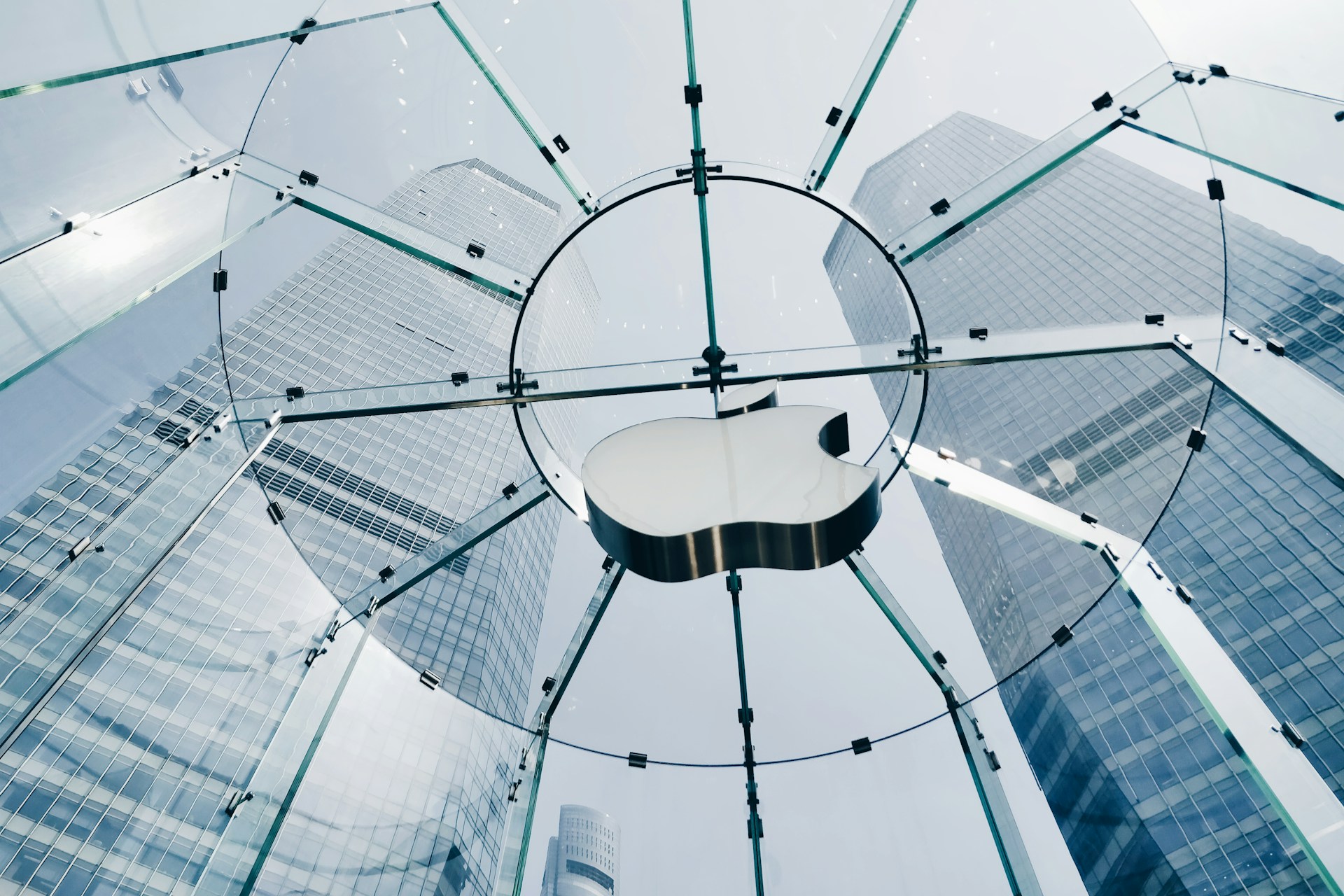 Apple signs multi-million dollar deal with Shutterstock to train AI models