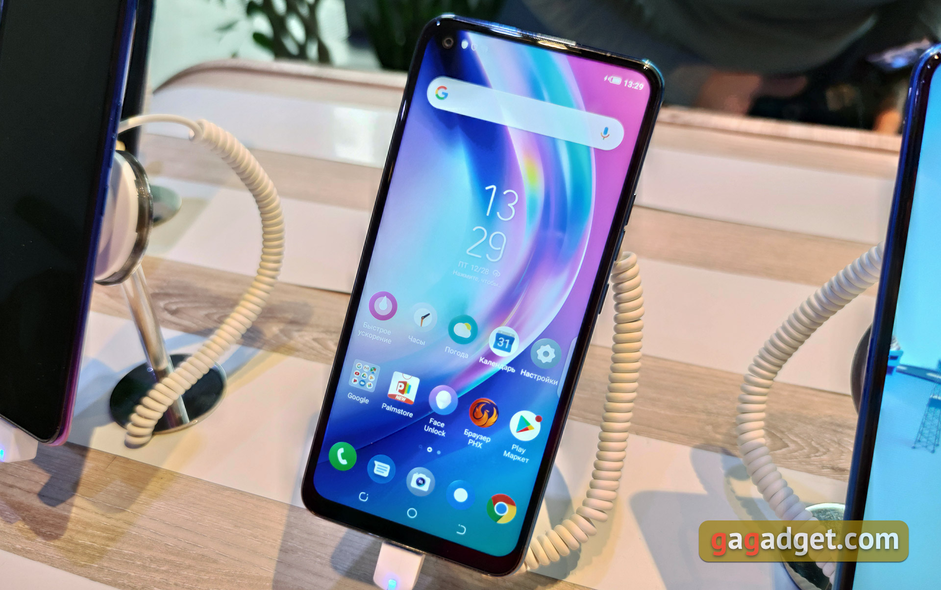 TECNO Mobile привезла до України недорогі смартфони CAMON 12, CAMON 12 Air та SPARK 4-6