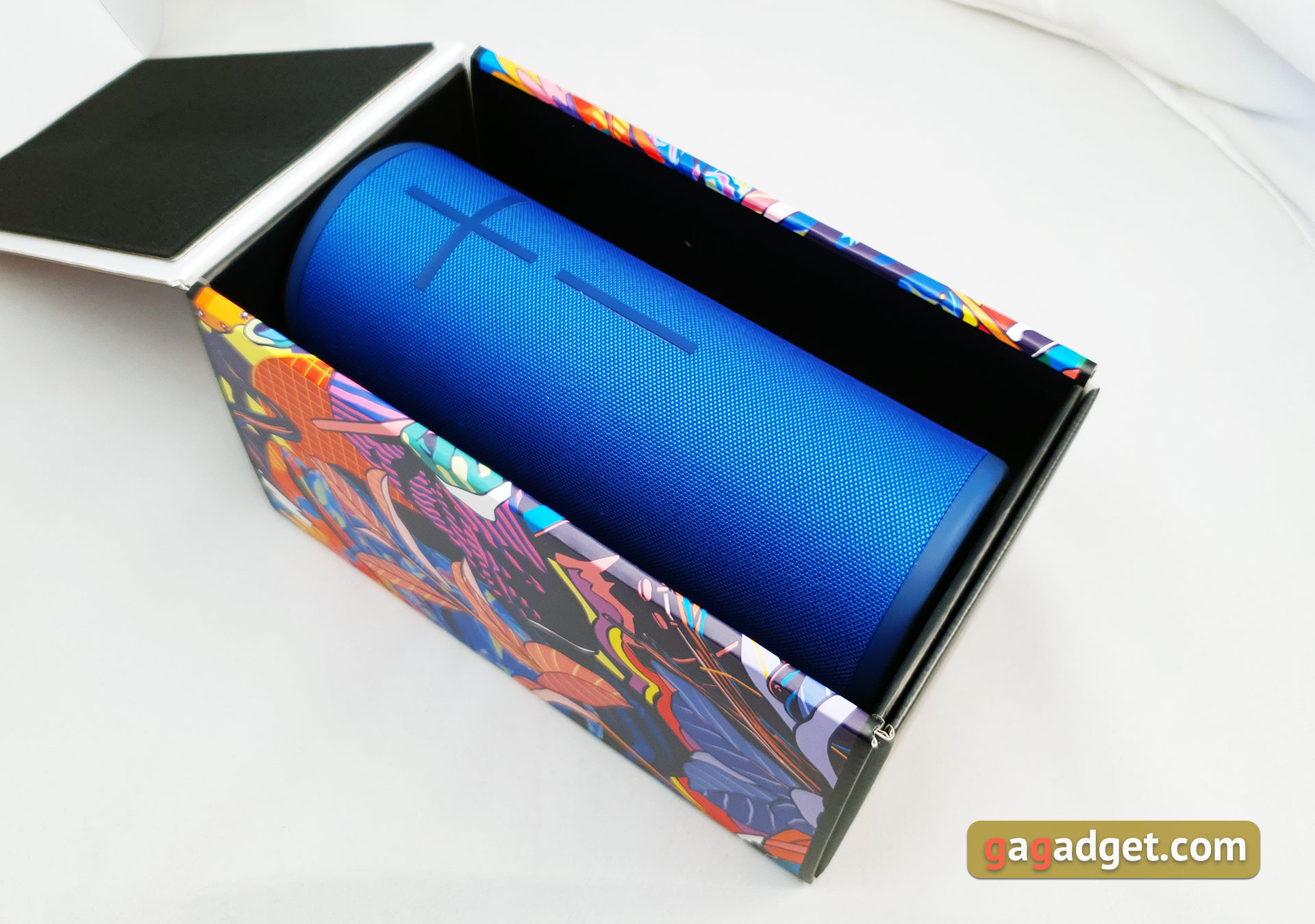 Огляд Ultimate Ears Megaboom 3: незламна портативна акустика з відмінним звуком-9
