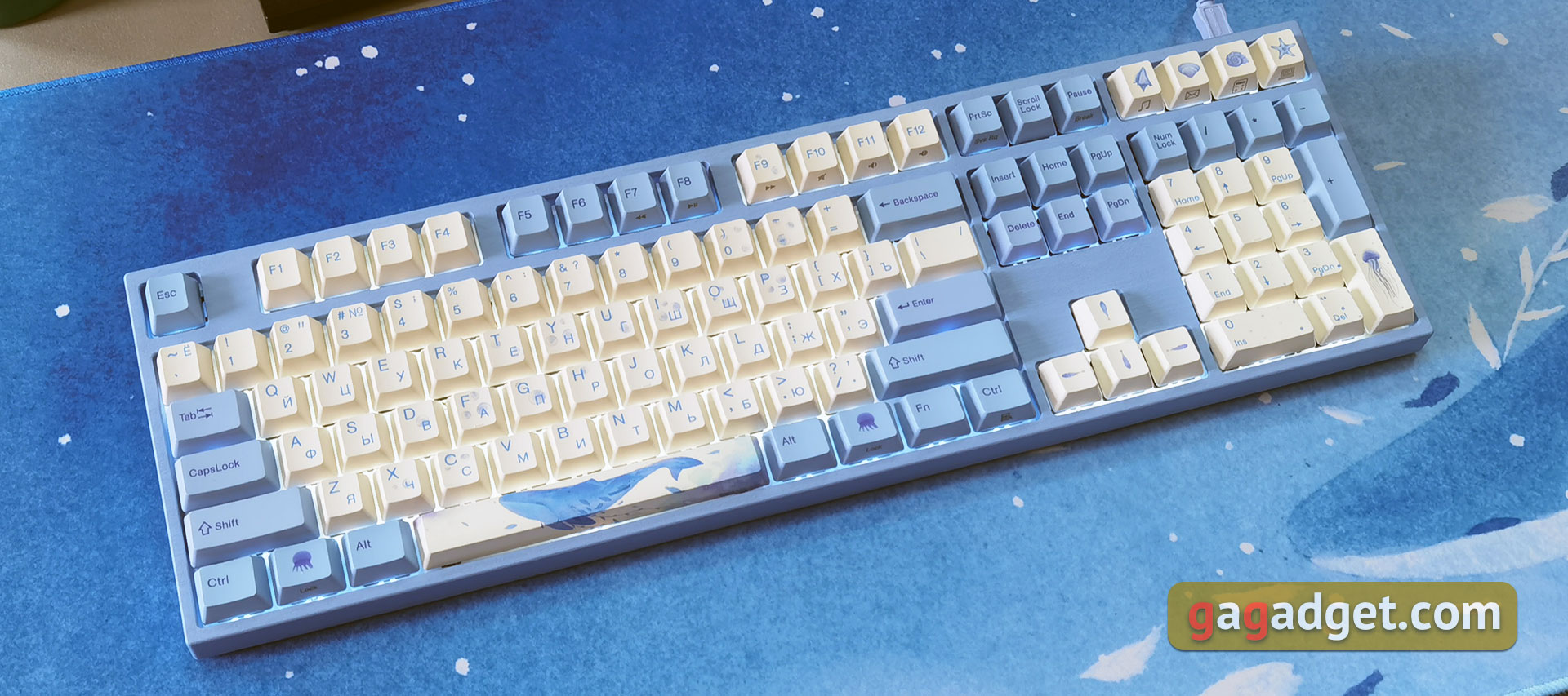 Обзор Varmilo VA108M Sea Melody: механическая клавиатура класса Hi-End