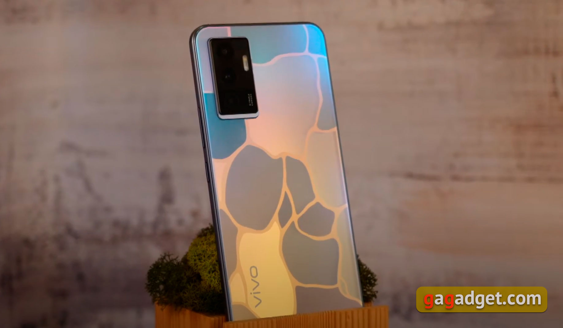 Vivo V23 5G : le premier smartphone à changement de couleur au monde-22