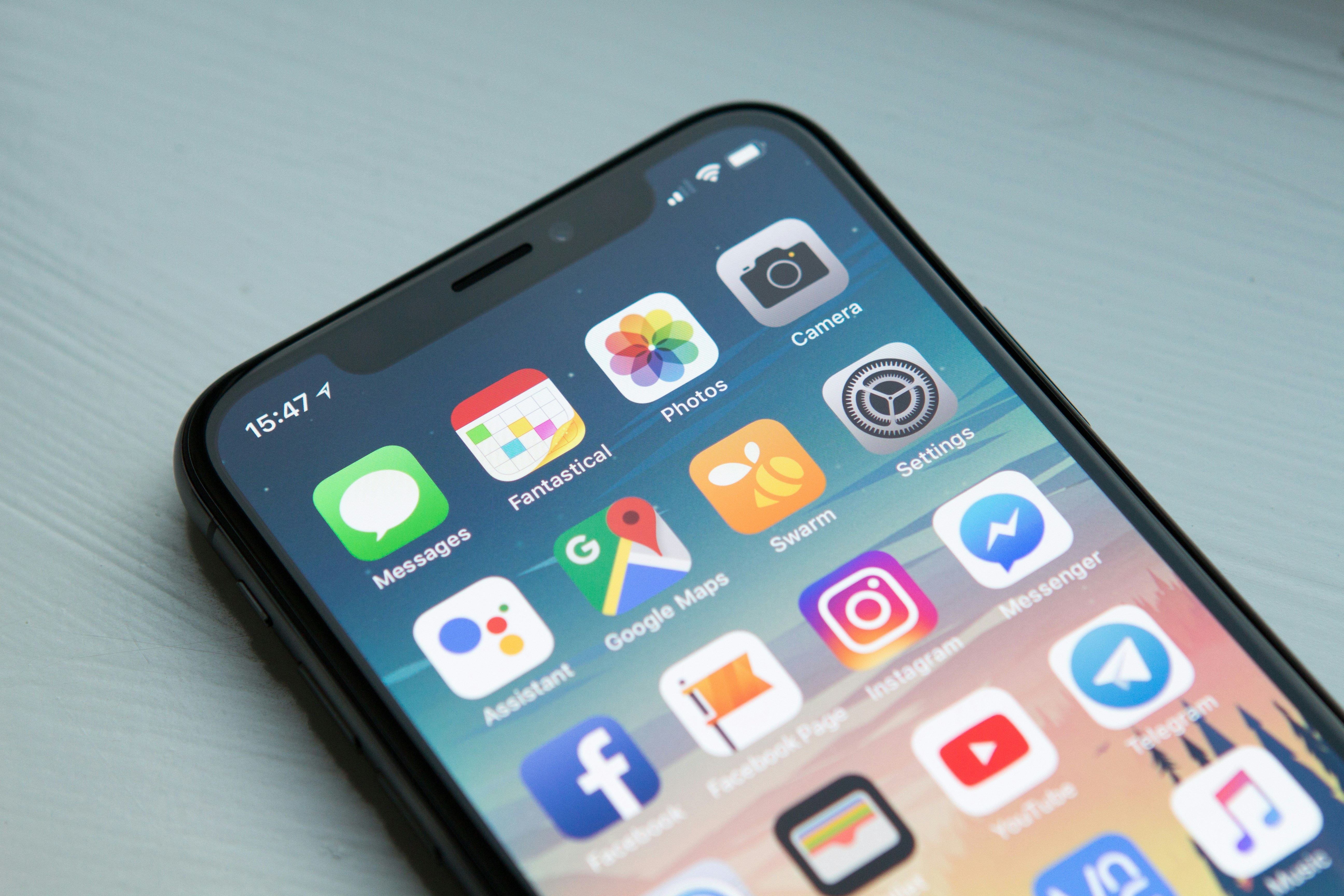 Експерти прогнозують появу в iOS 18 нових функцій на основі ШІ
