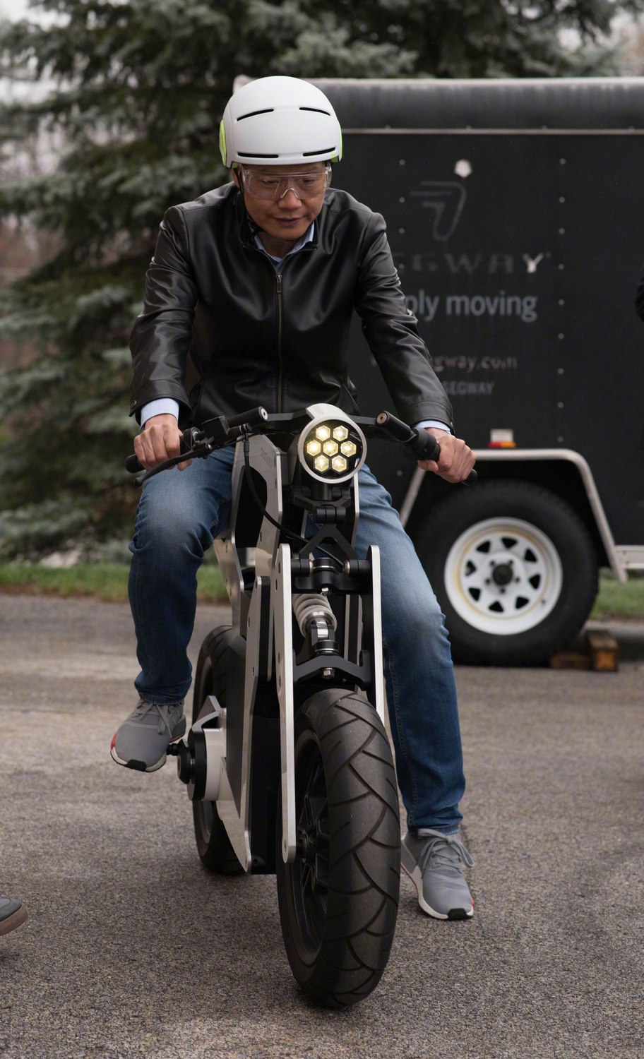 xiaomi-ceo-segway-ninebot-bike-scooter-1.jpg