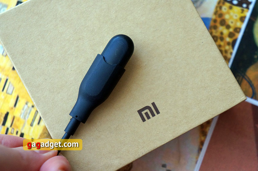 Обзор ультрабюджетного смарт-браслета Xiaomi MiBand: дешево и не сердито-5