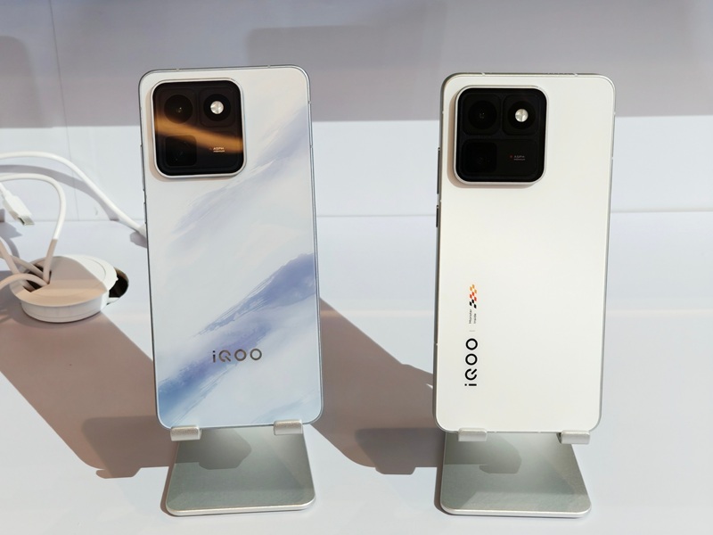 Живая фотография iQOO 15T 3