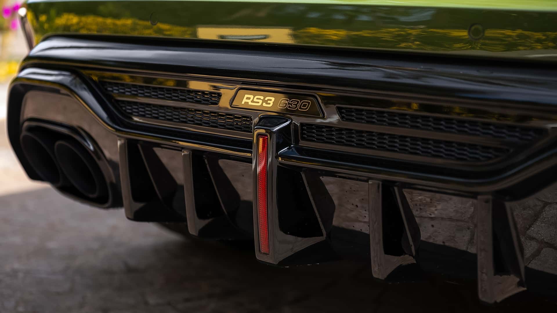 Задний вид ABT RS3 630