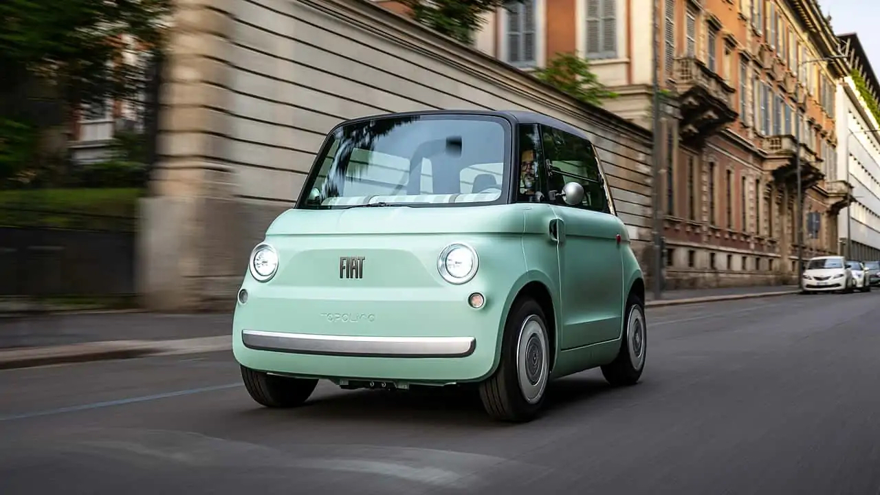 Fiat Topolino електрокар на пляжі