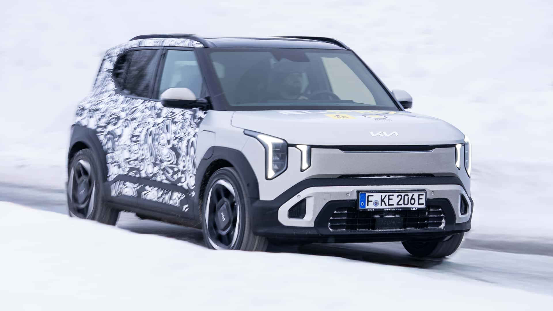 Kia EV2 прототип на зимових випробуваннях