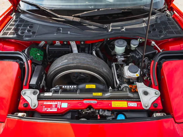 Вид дверей Honda NSX