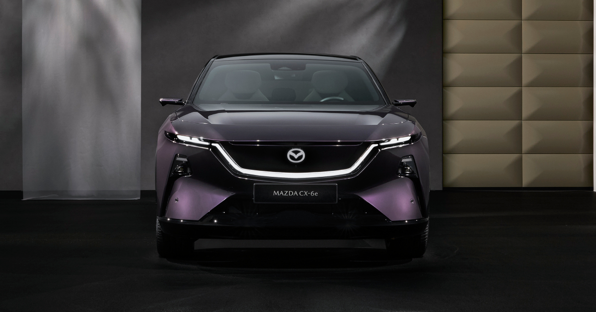 Mazda CX-6e на Брюссельському автосалоні