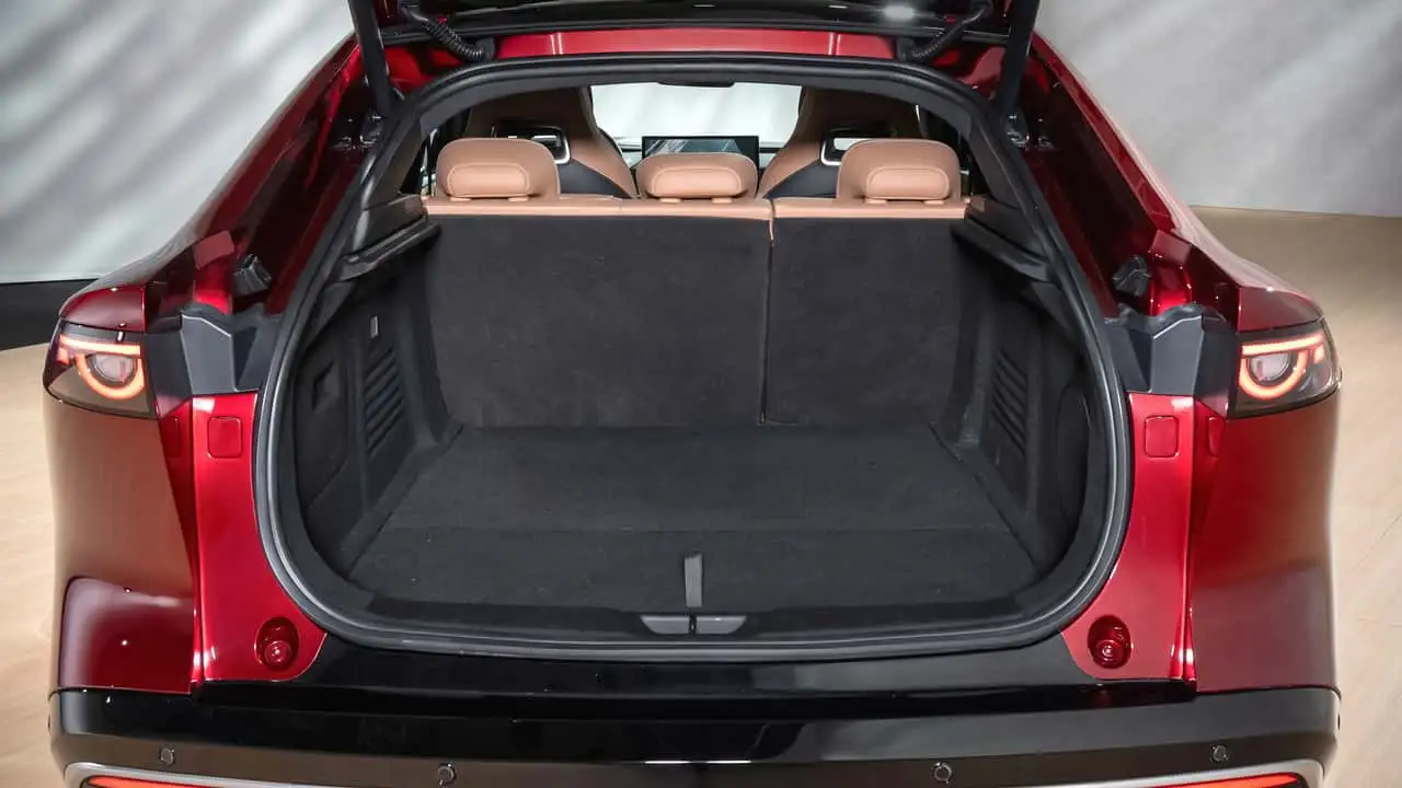 Клавіші управління Mazda 6e
