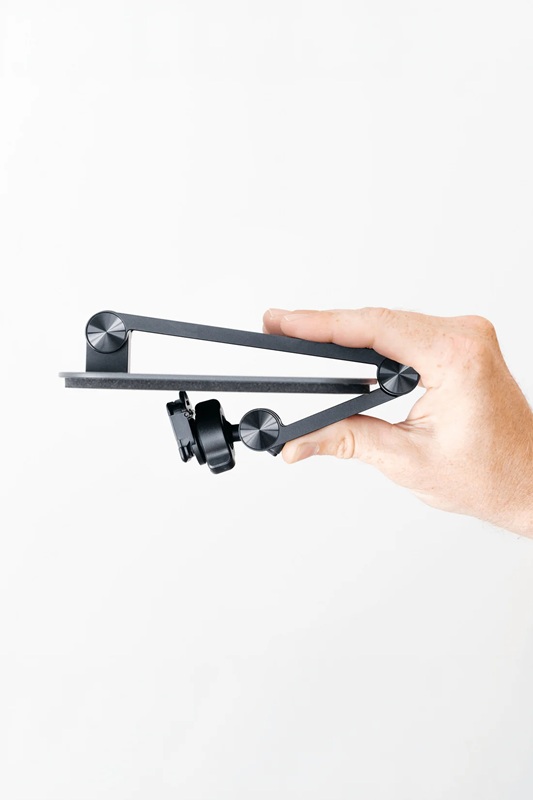 Desk Stand компактність