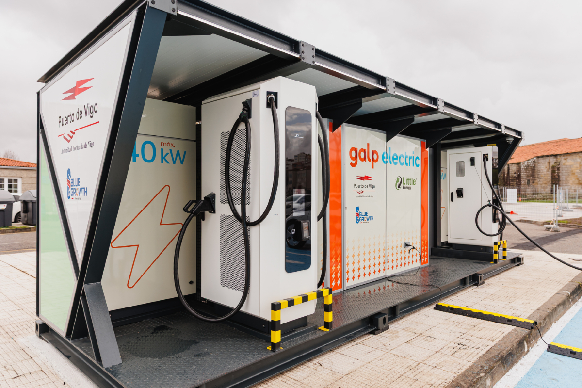 Nissan Leaf батареи в системе Green Charge Flex