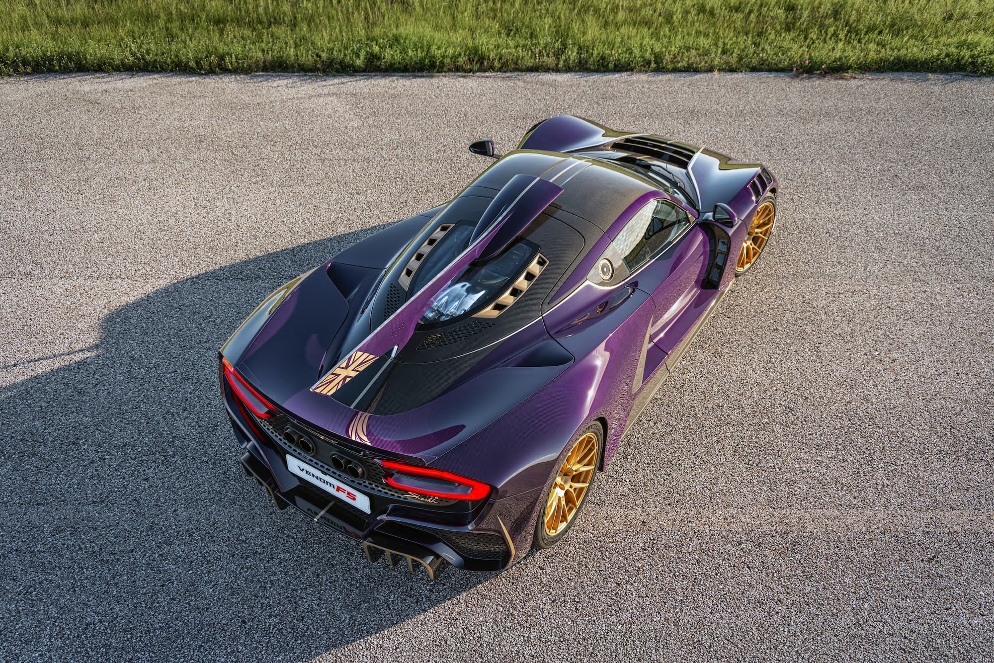 Venom F5-M Roadster внутрішній вигляд