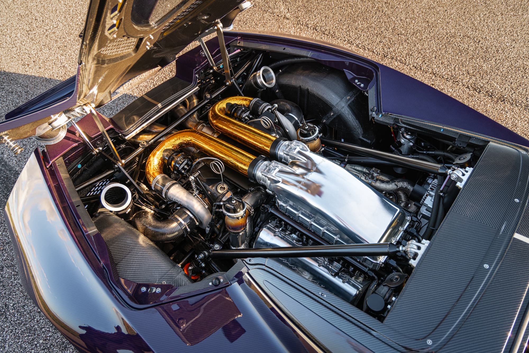 Venom F5-M Roadster інтер'єр